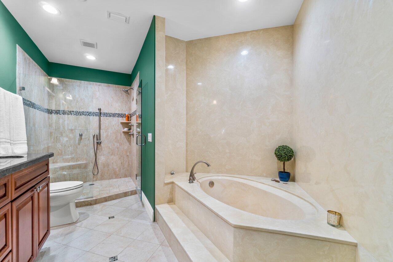 23173 Via Stel Boca Raton, FL 33433 - Photo 17 of 62 027-23173ViaStel-BocaRaton-FL-33433-SMAL