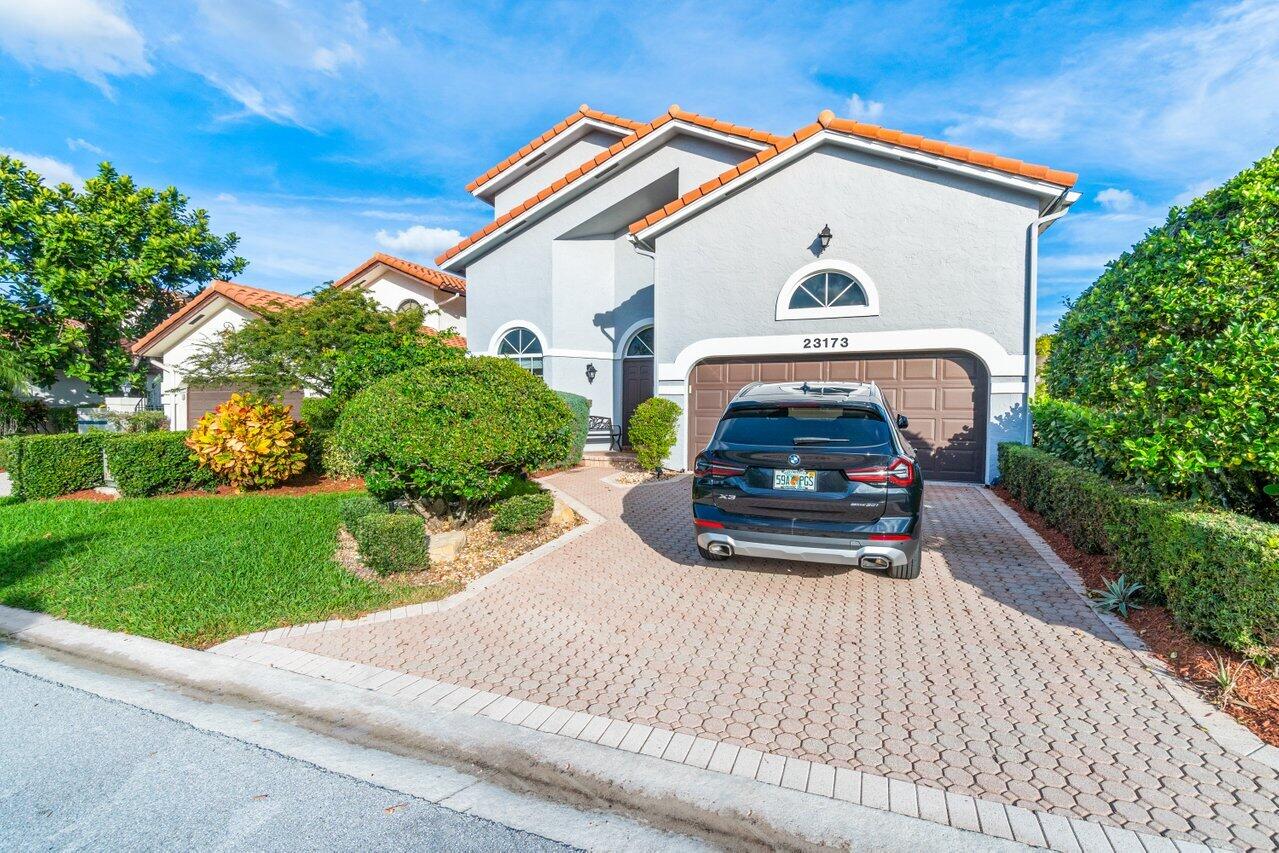 23173 Via Stel Boca Raton, FL 33433 - Photo 2 of 62 001-23173ViaStel-BocaRaton-FL-33433-SMAL