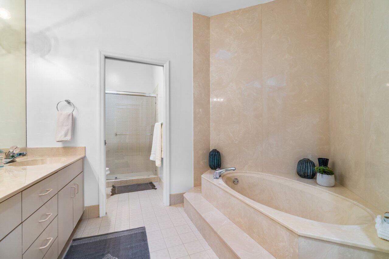 23173 Via Stel Boca Raton, FL 33433 - Photo 48 of 62 040-23173ViaStel-BocaRaton-FL-33433-SMAL