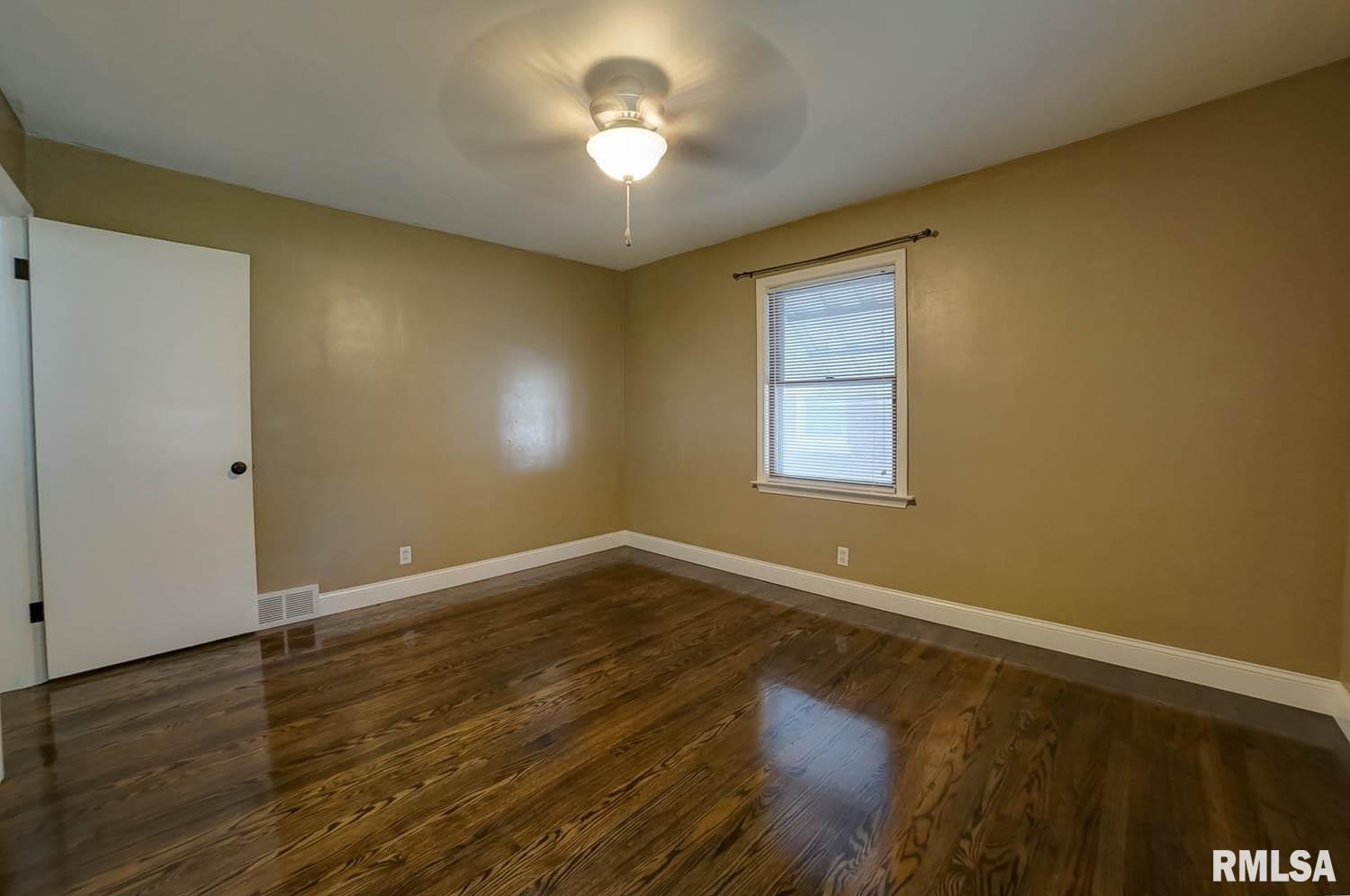 1909 South College Street Springfield, IL 62704 - Photo 22 of 42 Gallery Image 22
