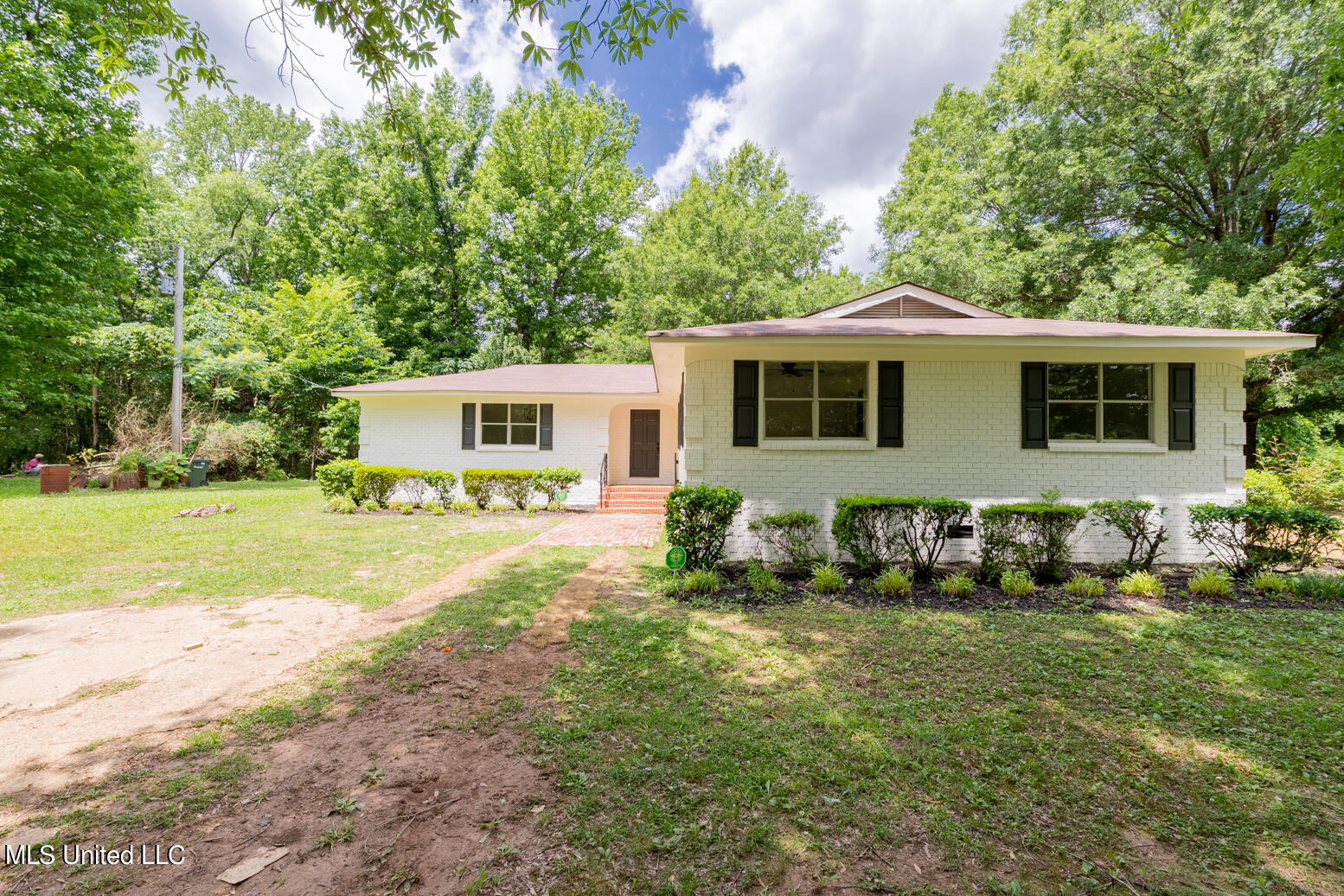 58 Tyro Road Holly Springs, MS 38635 - Photo 3 of 27 58 Tyro Rd-3