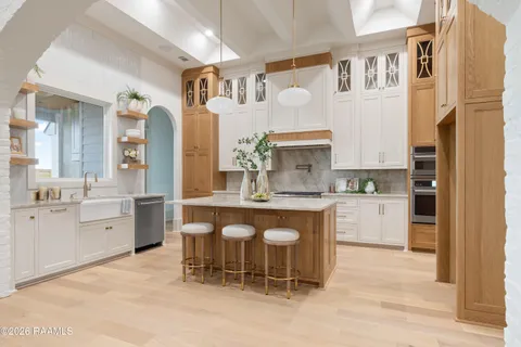 $840,720 | 201 Sabal Bnd Drive, Youngsville, LA 70592