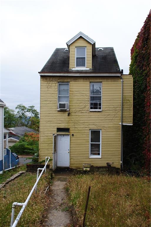 16 Ellers Street Pittsburgh, PA 15213 - Photo 18 of 19 Gallery Image 18