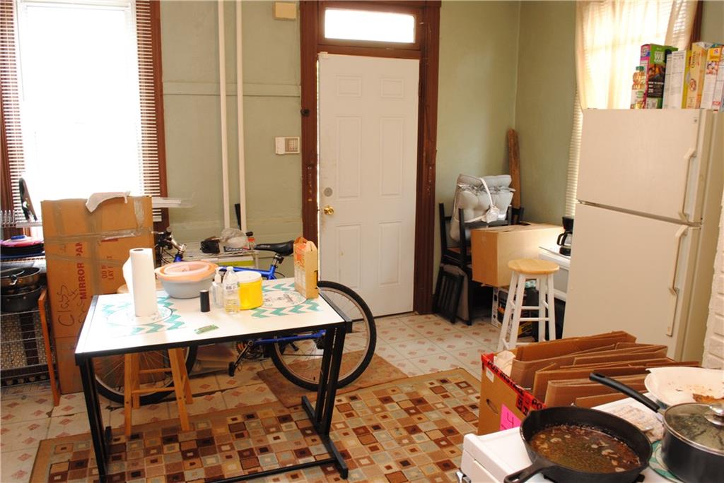 16 Ellers Street Pittsburgh, PA 15213 - Photo 8 of 19 Gallery Image 8