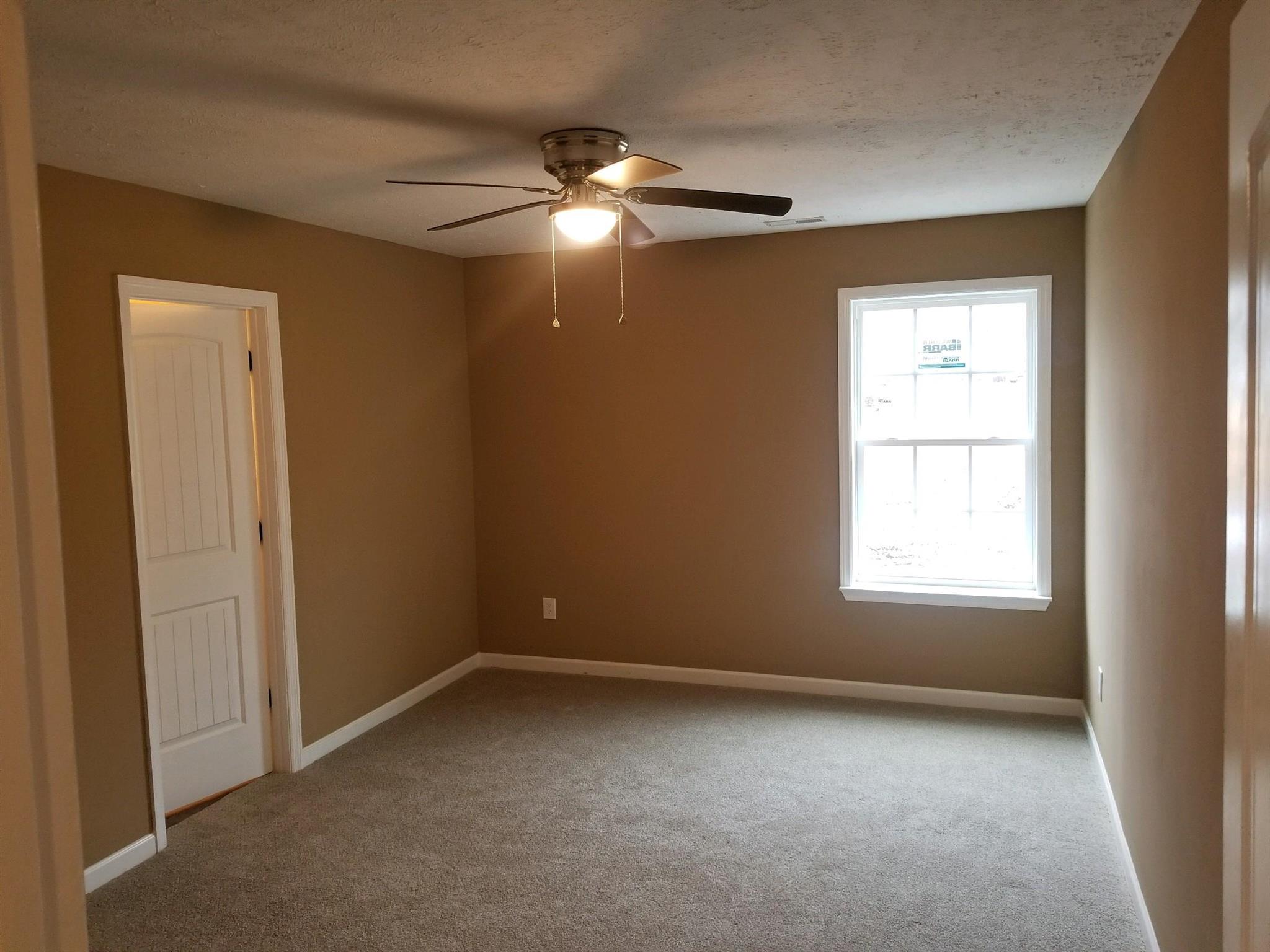 320 Oak Hollow Road Manchester, TN 37355 - Photo 6 of 9 a view of empty room with window
