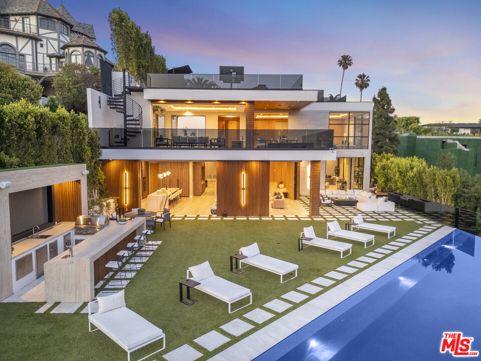 1033 Somera Road Los Angeles, CA 90077 - Photo 67 of 72