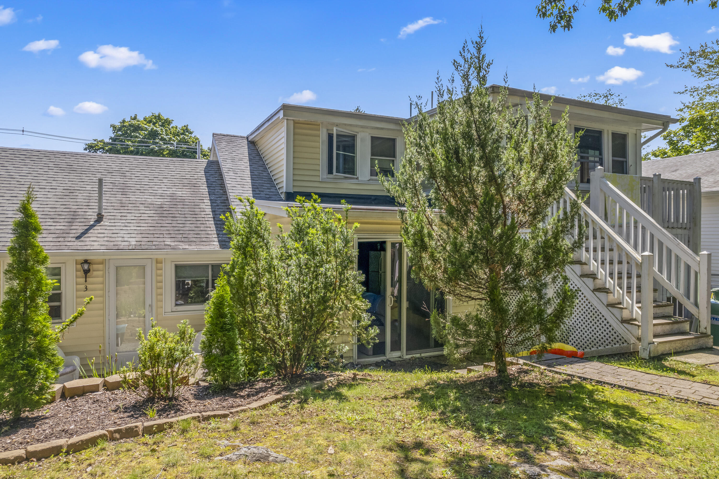 369 Main Street, Unit 2 Ogunquit, ME 03907 - Photo 17 of 22 369 Main #2