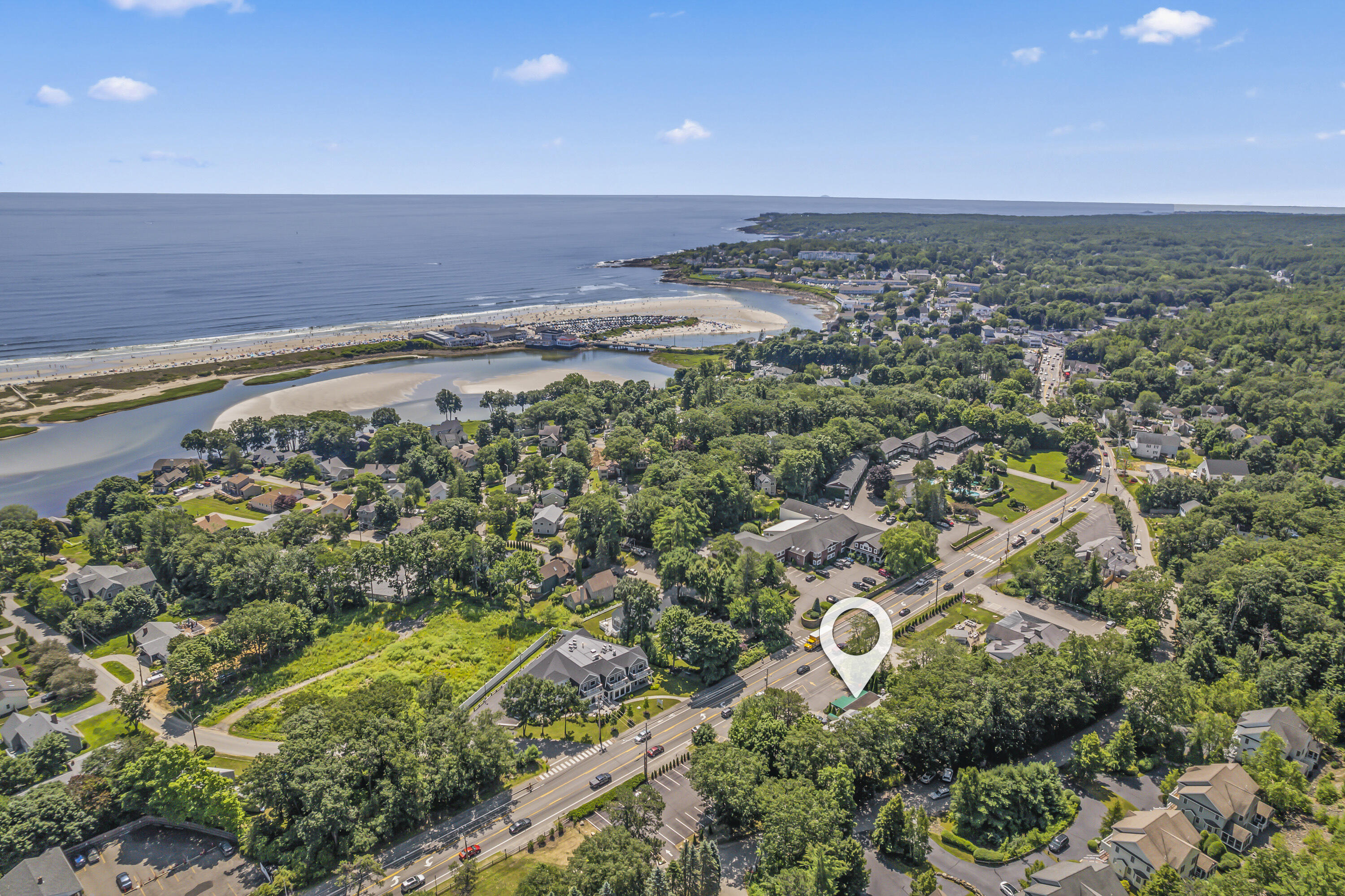 369 Main Street, Unit 2 Ogunquit, ME 03907 - Photo 3 of 22 369 Main #2