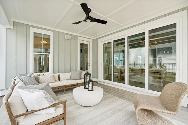 $896,000 | 545 Spiral Ramp Court, Charleston, SC 29492