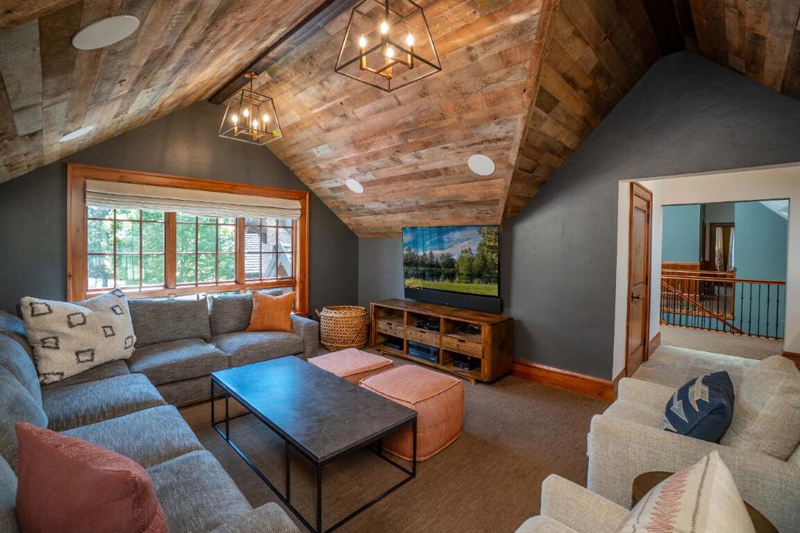 18780 Macalpine Loop Bend, OR 97702 - Photo 28 of 53 029