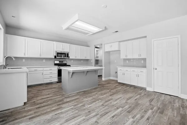 $665,000 | 2720 San Jose Avenue, Clovis, CA 93611