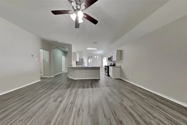 $2,300 | 22003 Avonglen Lane, Spring, TX 77389