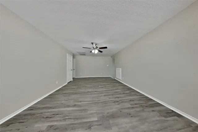 $2,300 | 22003 Avonglen Lane, Spring, TX 77389