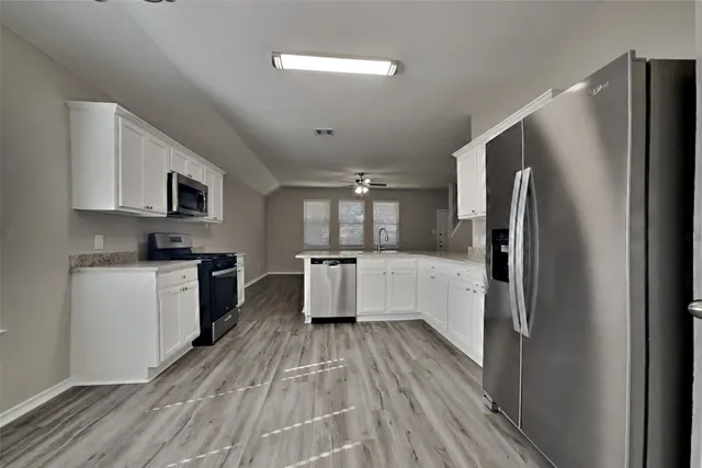 $2,300 | 22003 Avonglen Lane, Spring, TX 77389