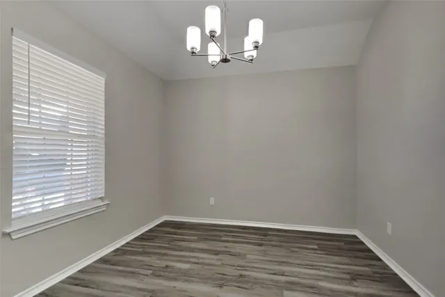 $2,300 | 22003 Avonglen Lane, Spring, TX 77389