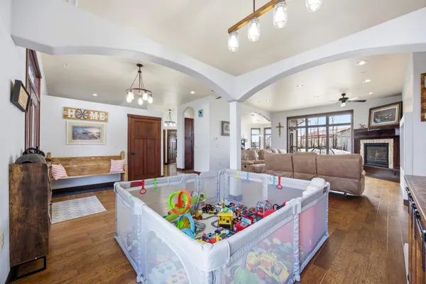 $1,150,000 | 16496 42nd Street Southeast, Mapleton, ND 58059