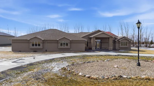 $1,150,000 | 16496 42nd Street Southeast, Mapleton, ND 58059