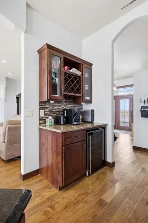 $1,150,000 | 16496 42nd Street Southeast, Mapleton, ND 58059