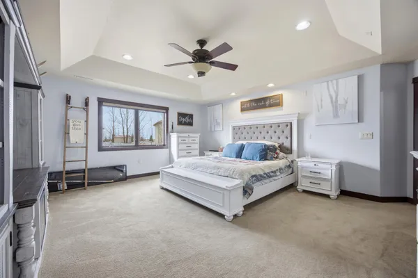 $1,150,000 | 16496 42nd Street Southeast, Mapleton, ND 58059