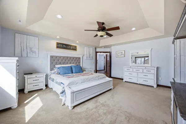 $1,150,000 | 16496 42nd Street Southeast, Mapleton, ND 58059
