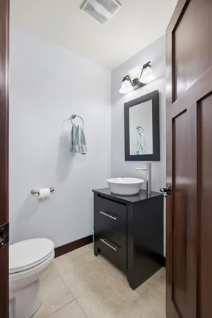 $1,150,000 | 16496 42nd Street Southeast, Mapleton, ND 58059