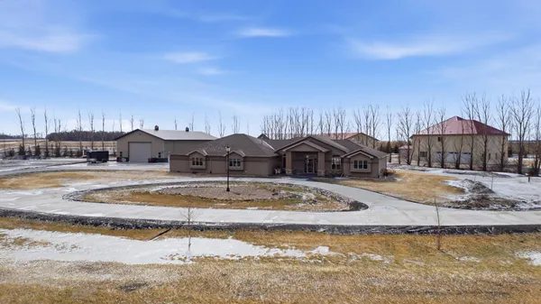 $1,150,000 | 16496 42nd Street Southeast, Mapleton, ND 58059