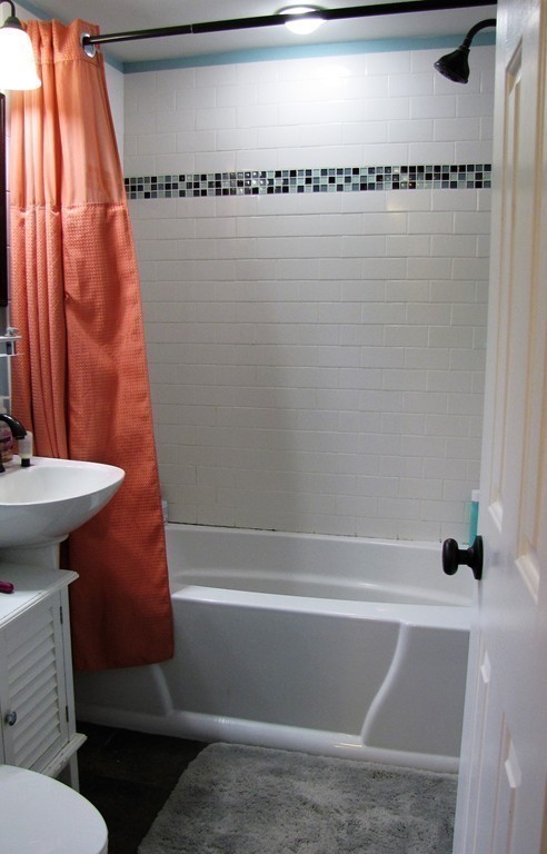 5 Fairview Park Road, Unit 9 Sturbridge, MA 01566 - Photo 8 of 13 Gallery Image 8