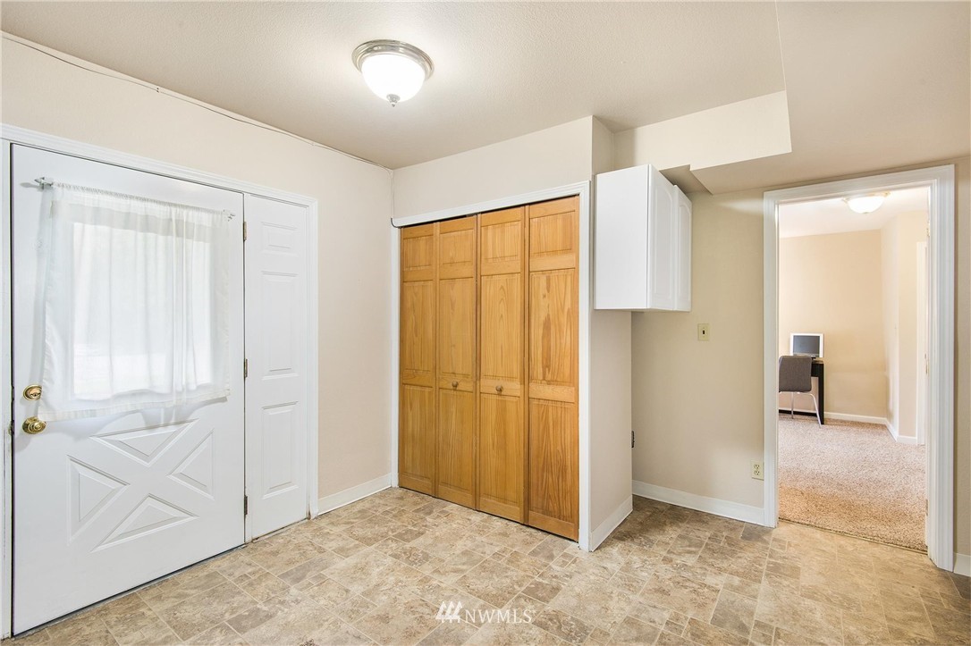 9269 Phillips Road Southeast Port Orchard, WA 98367 - Photo 17 of 25 Gallery Image 17