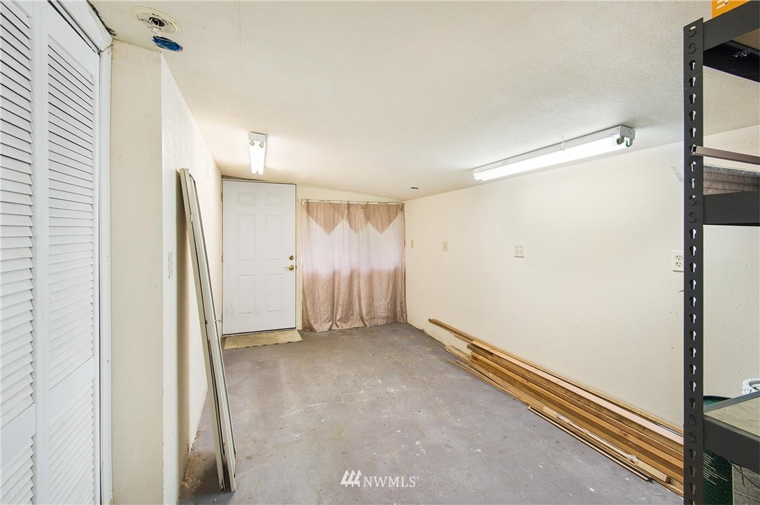 9269 Phillips Road Southeast Port Orchard, WA 98367 - Photo 24 of 25 Gallery Image 24