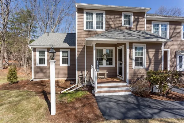 $432,700 | 106 Laurelwood Drive, Unit 106, Hopedale, MA 01747