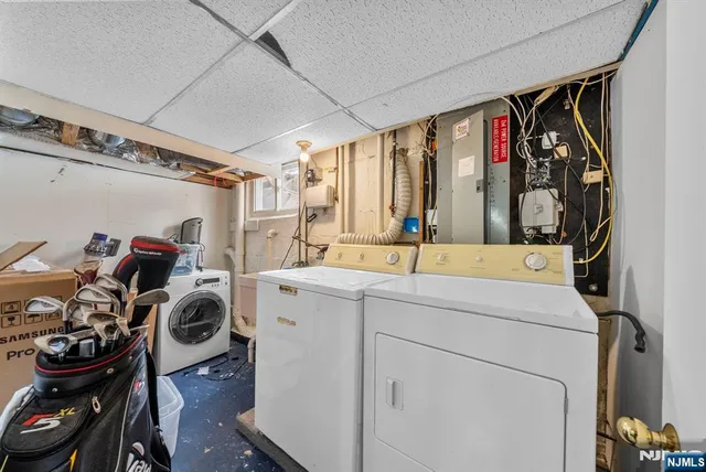 $1,350,000 | 127 Hillside Avenue, Cresskill, NJ 07626