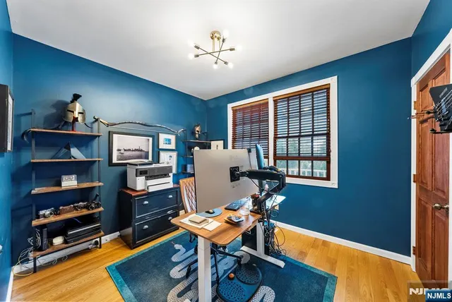 $1,350,000 | 127 Hillside Avenue, Cresskill, NJ 07626