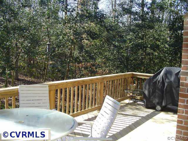 2605 Krossridge Road Chesterfield, VA 23236 - Photo 5 of 8 Other - Private back deck.