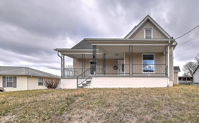$219,900 | 235 McDowell Street, Bristol, TN 37620