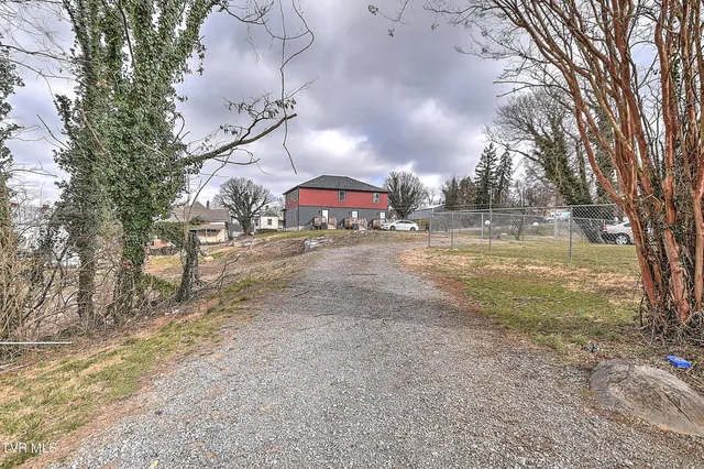 $219,900 | 235 McDowell Street, Bristol, TN 37620