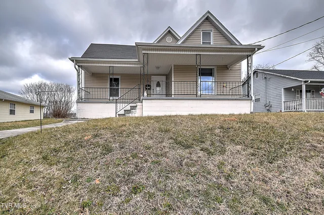 $219,900 | 235 McDowell Street, Bristol, TN 37620