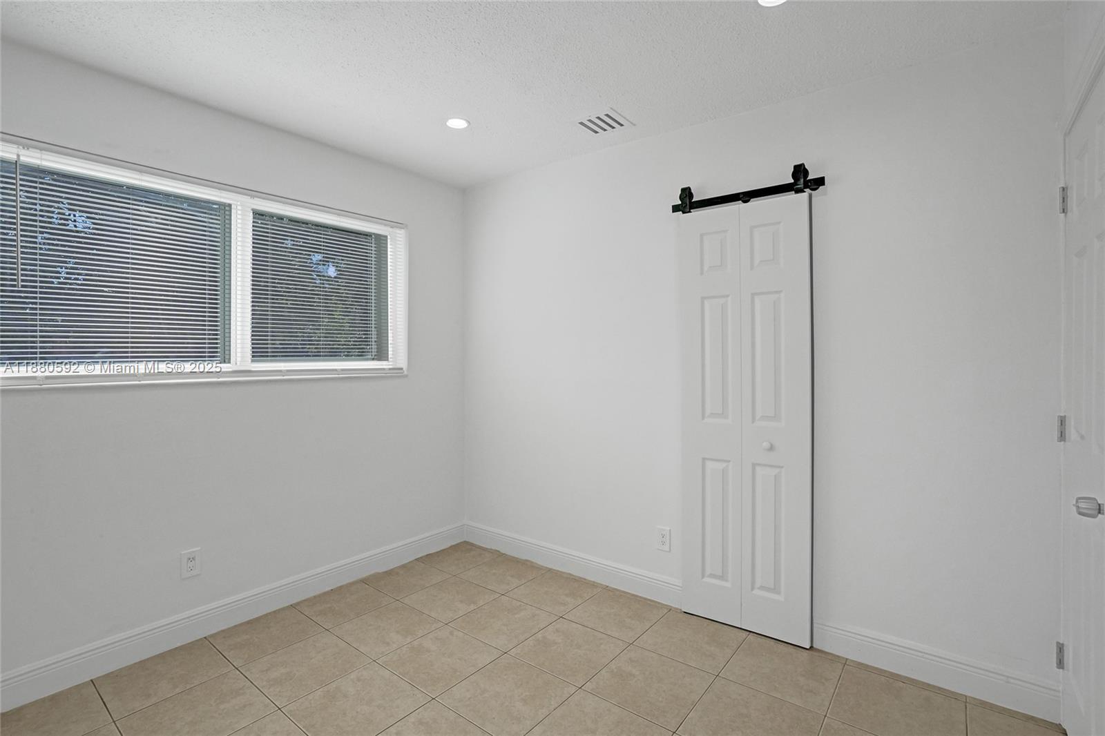 136 Northwest 6th Avenue, Unit 2 Hallandale Beach, FL 33009 - Photo 18 of 32