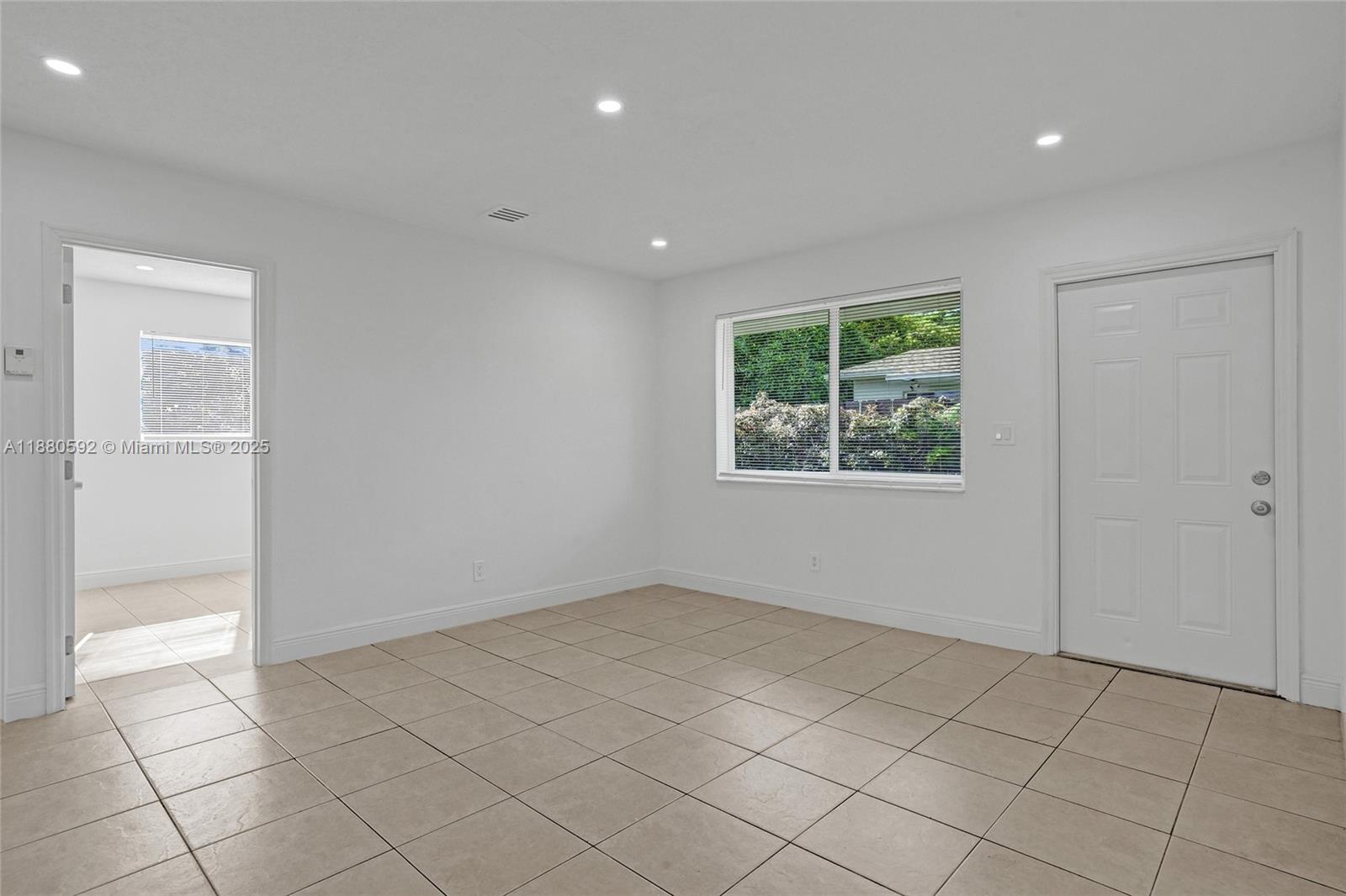 136 Northwest 6th Avenue, Unit 2 Hallandale Beach, FL 33009 - Photo 22 of 32