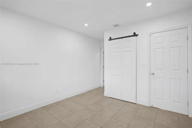 $2,550 | 136 Northwest 6th Avenue, Unit 2, Hallandale Beach, FL 33009