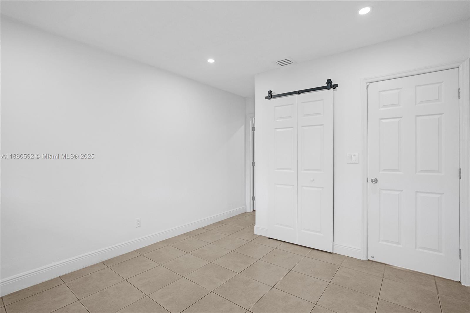 136 Northwest 6th Avenue, Unit 2 Hallandale Beach, FL 33009 - Photo 9 of 32