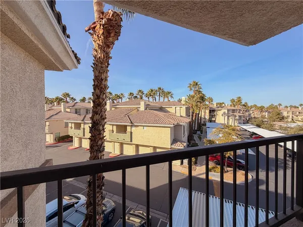 $259,000 | 7143 South Durango Drive, Unit 311, Las Vegas, NV 89113