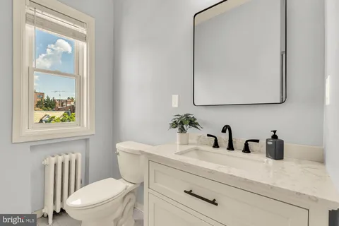 $389,000 | 1860 California Street Northwest, Unit 401, Washington, DC 20009
