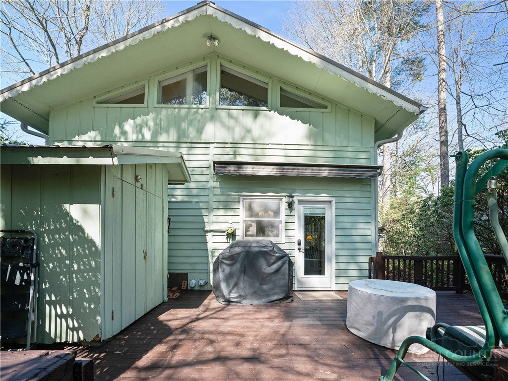 253 Black Pine Road Newland, NC 28657 - Photo 2 of 28