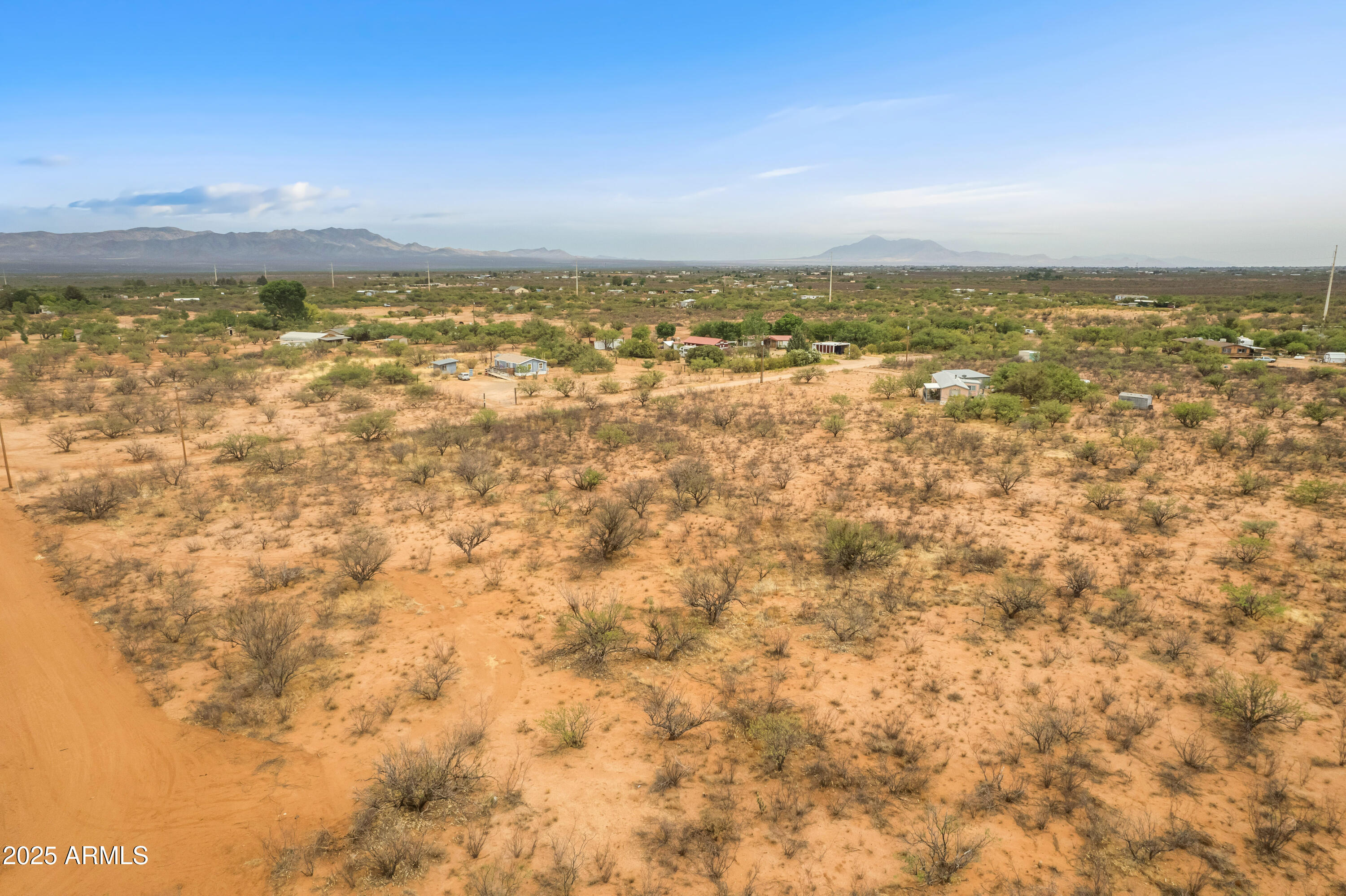 5 East Lazy Y 5 Road, Unit M Sierra Vista, AZ 85635 - Photo 9 of 12 a view of an ocean