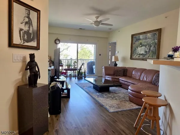 $350,000 | 2303 Neville Court, Unit 2303, Somerset, NJ 08873