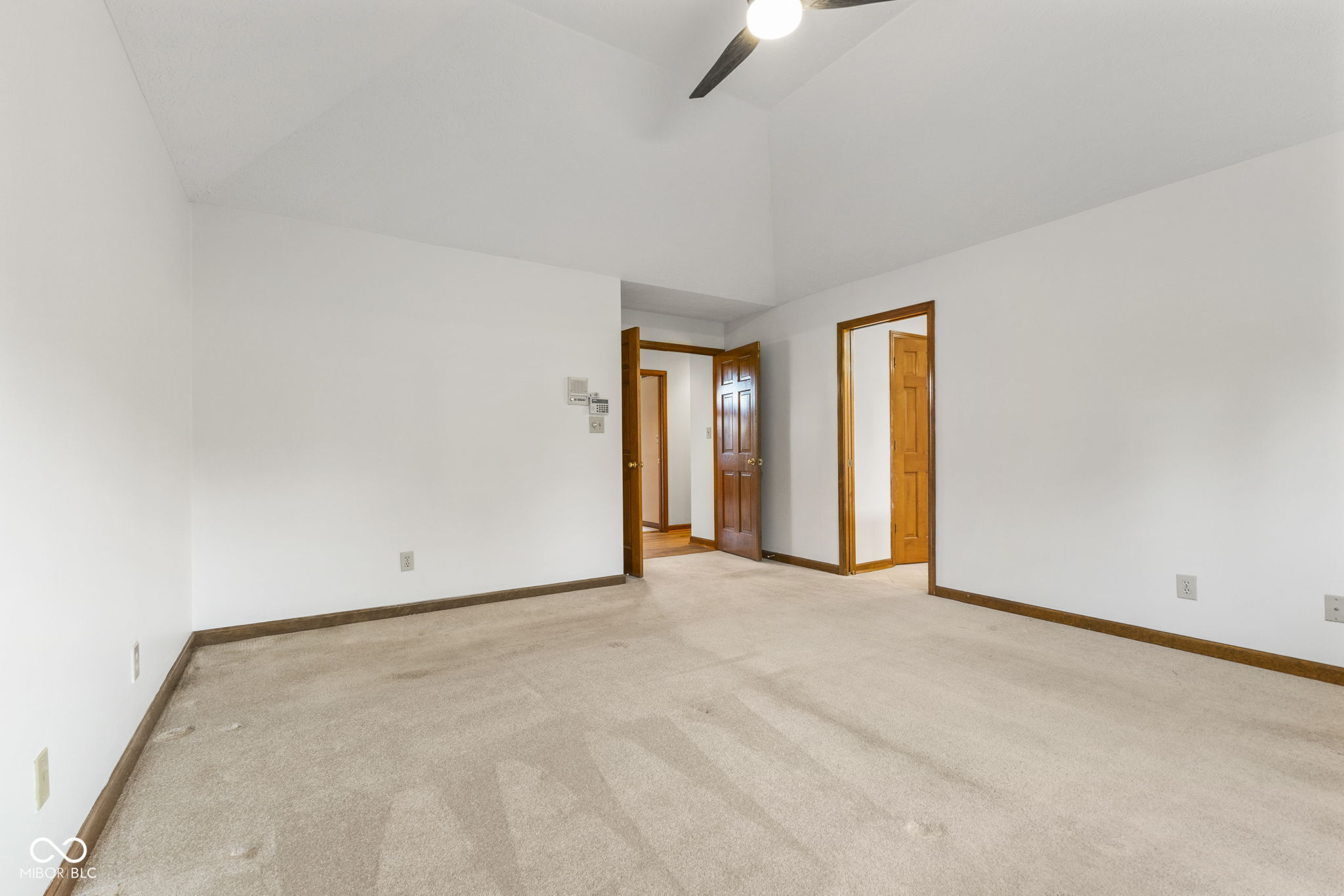 4226 Moss Ridge Court Indianapolis, IN 46237 - Photo 23 of 42 Gallery Image 23