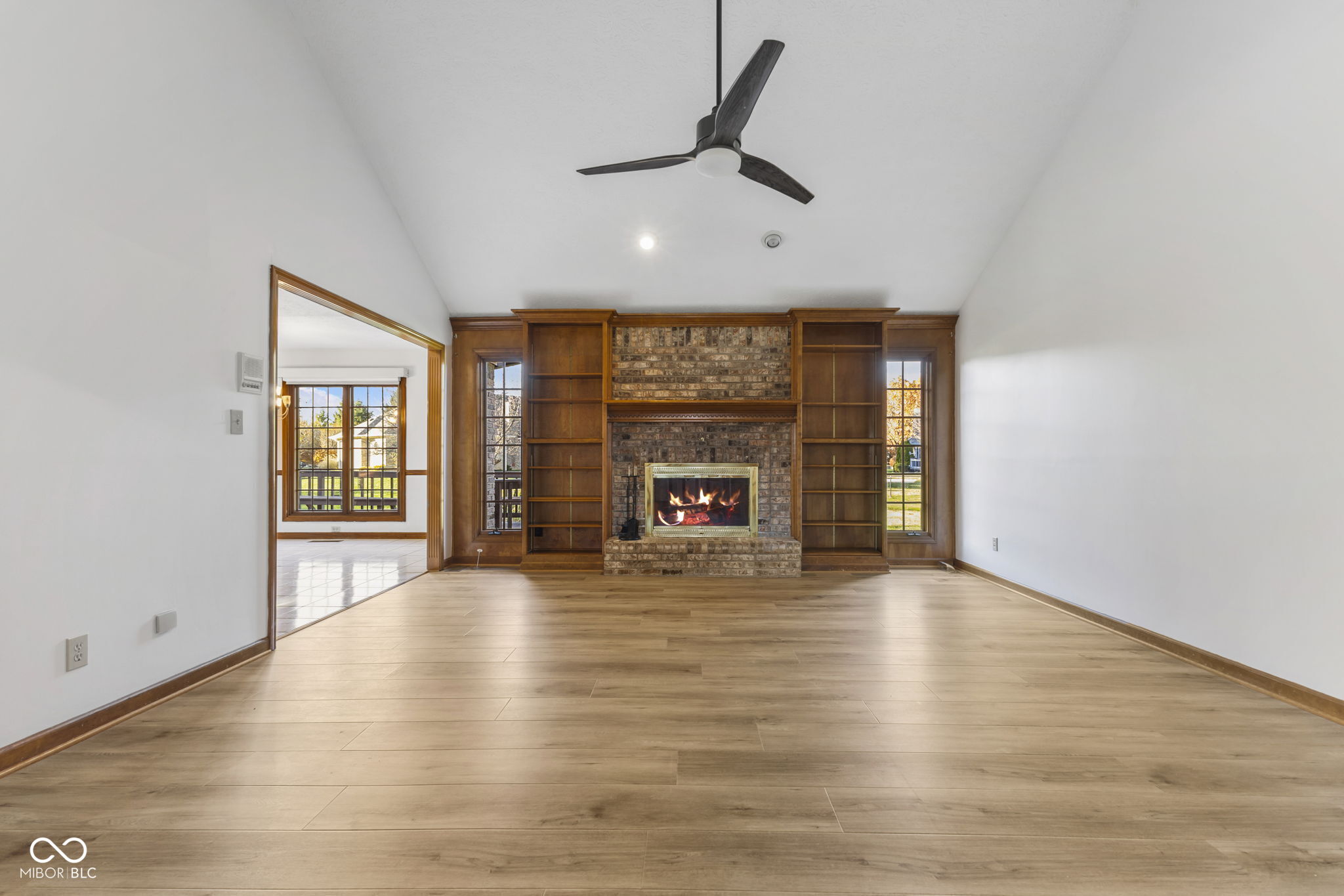 4226 Moss Ridge Court Indianapolis, IN 46237 - Photo 3 of 42 Gallery Image 3