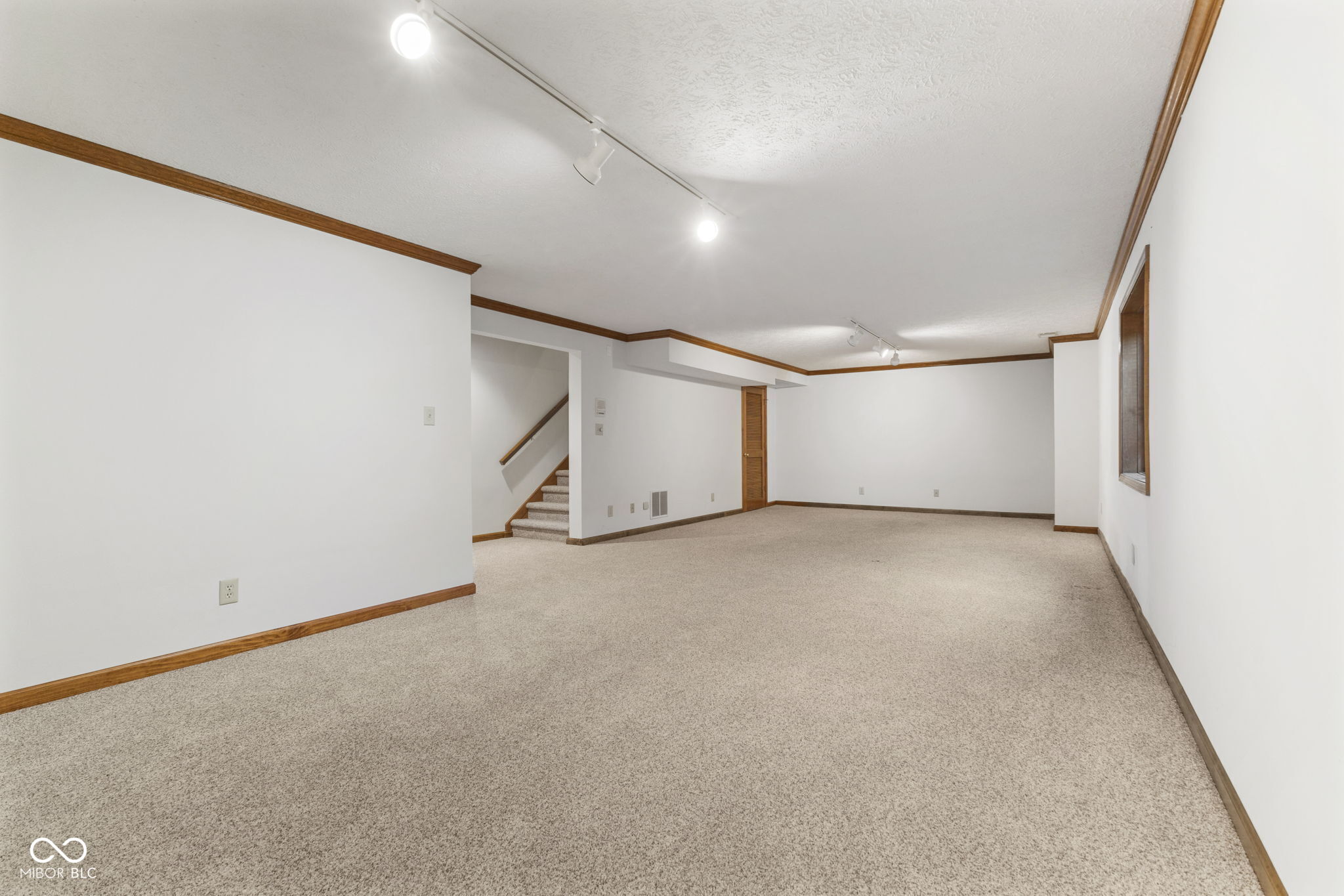 4226 Moss Ridge Court Indianapolis, IN 46237 - Photo 31 of 42 Gallery Image 31