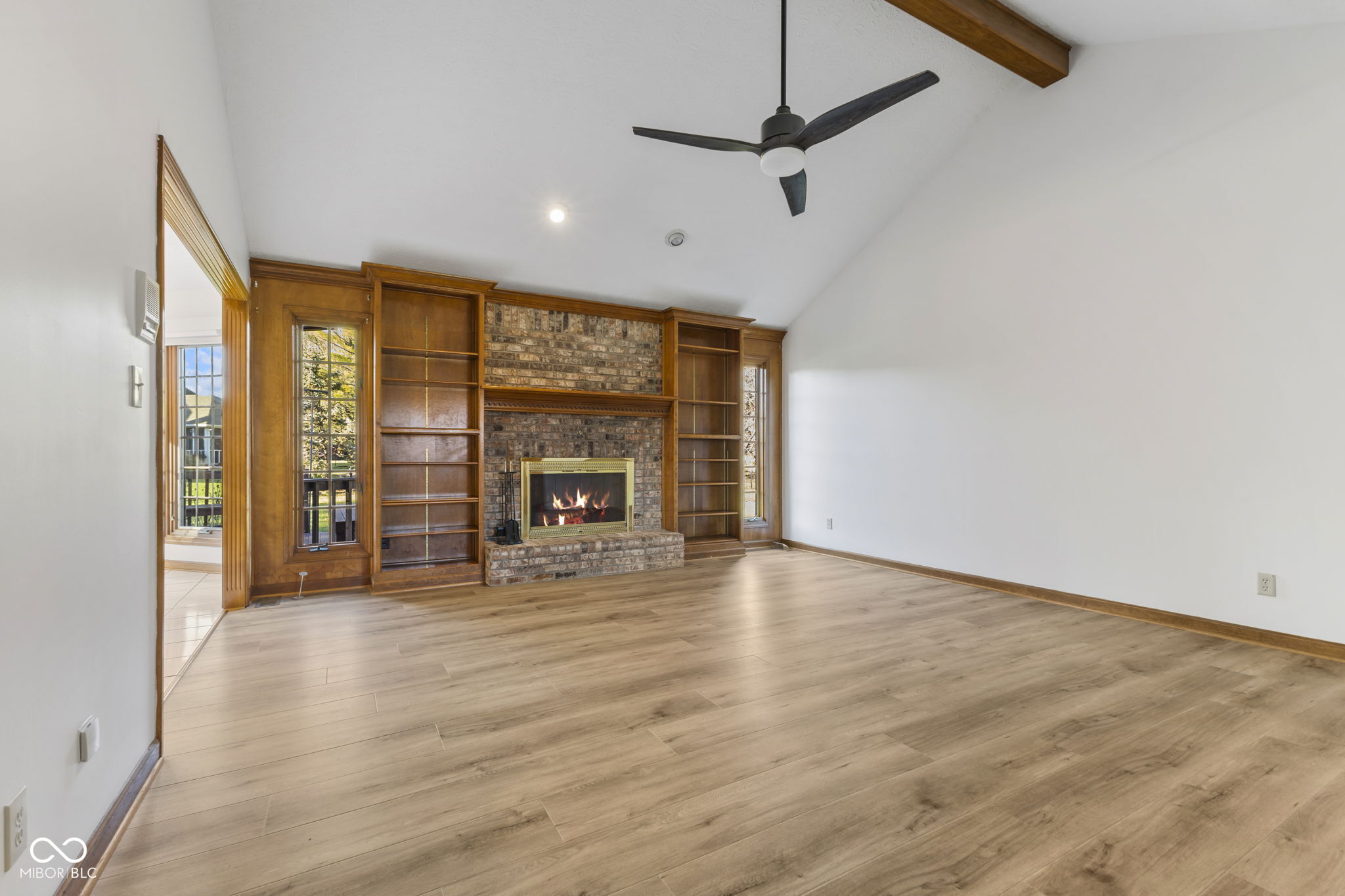 4226 Moss Ridge Court Indianapolis, IN 46237 - Photo 4 of 42 Gallery Image 4