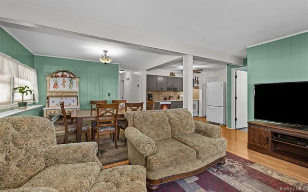 $849,000 | 447 China Road, Sayville, NY 11782
